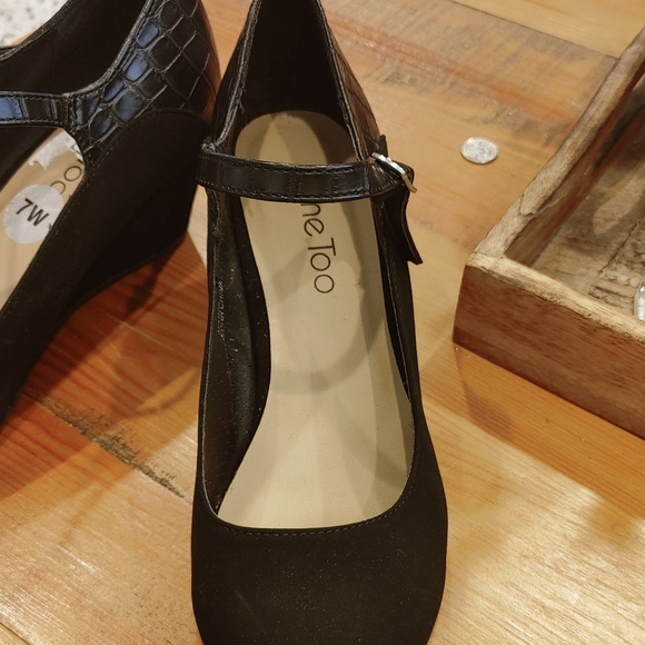 New black suede/leather heels with ankle straps - Picture 5 of 6